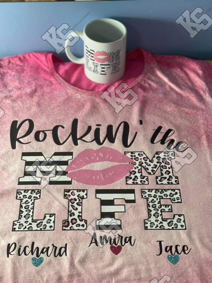 Mom Life Tee